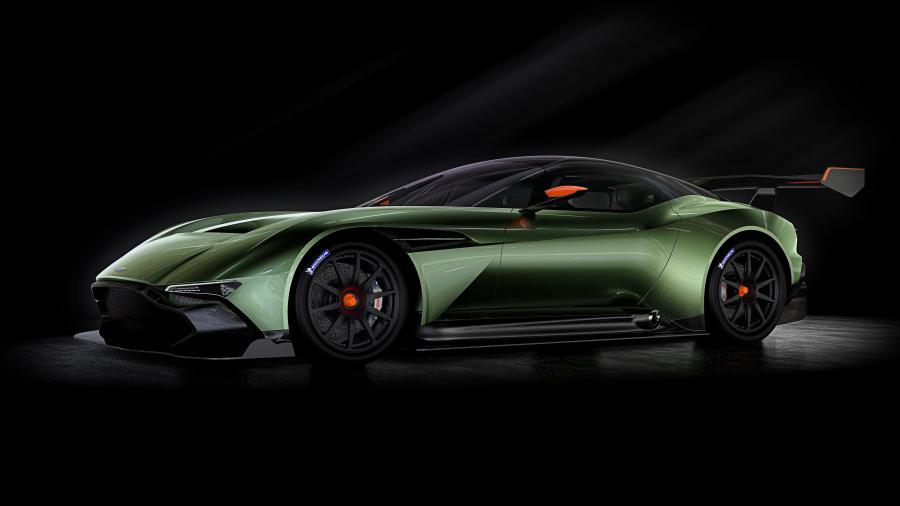  Aston Martin Vulcan 2016 года  (фото 29 из 38)